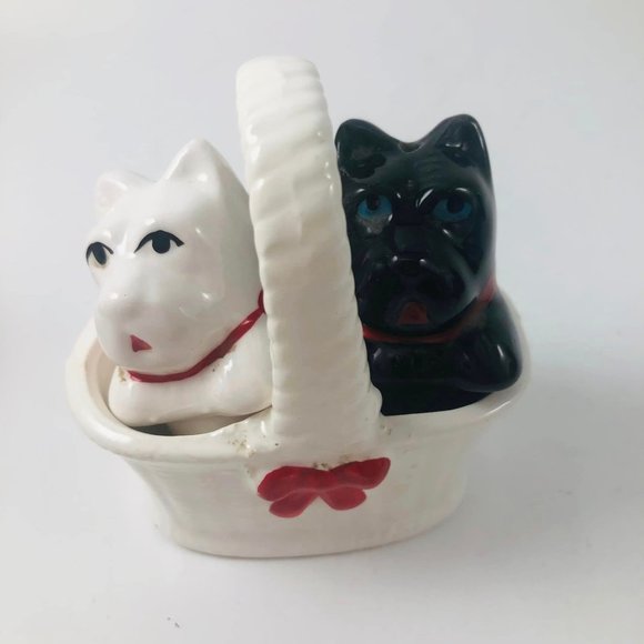Vintage Scottish Terriers Salt and Pepper Shakers Japan Scotties Black Wheaten C - Picture 1 of 5